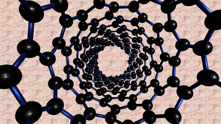 grafene singolo strato atomico proprietà ottiche del grafene proprietà elettriche del grafene microscopio a forza atomica proprietà meccaniche del grafene